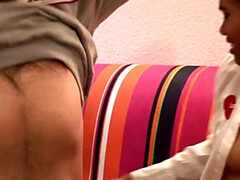 Asiatisch, Blasen, Aufs gesicht abspritzen, Erstes mal, Zierlich, Jungendliche (18+), Thai, Eng