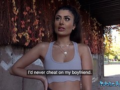 Beauté, Sucer une bite, Queue, Hd, Indienne, Pov, Public, Suçant