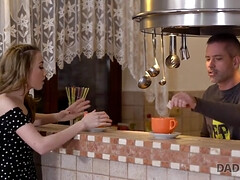 素人, ブロンド, チェコ, Hd, なめる, 息子, ティーン, オッパイの