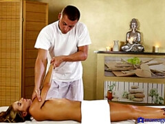 アナル, フェラチオ, 中出し, 指いじり, なめる, オイル, オマンコ, 濡れ