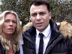 Blondine, Gehörnter ehemann, Europäisch, Ehemann, Milf, Rau, Strümpfe, Jungendliche (18+)