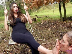 Lesbian dirty feet kinky fetish