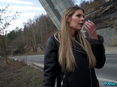 Grote mammen, Pijpbeurt, Hondjeshouding, Natuurlijke tieten, Doordringend, Openbaar, Russisch, Tatoeage