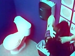 Amateur, Fétiche, Doigter, Masturbation, Public, Nénés, Toilettes, Uniforme