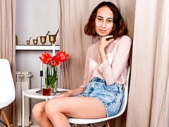 Leie, Grosse titten, Braunhaarige, Fingern, Zierlich, Kurzes haar, Dürr, Jungendliche (18+)