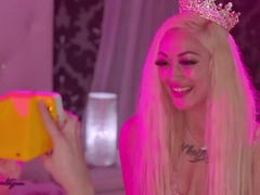 Blond, Lesbisch, Likken, Natuurlijke tieten, Kut duiken, Realiteit, Tieten likken