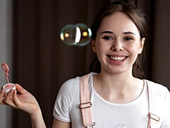 Leie, Arsch, Fingern, Masturbation, Dürr, Solo, Entkleiden, Titten