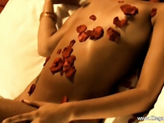 Asiatique, Couple, Érotique, Femelle, Hd, Massage, Mature, Solo