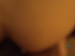 Leie, Braunhaarige, Fussjob, Freundin, Öl, Orgasmus, Pov, Titten