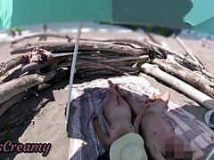 Enthousiasteling, Strand, Gevangen, Lul, Flashing, Italiaans, Moeder die ik wil neuken, Vrouw