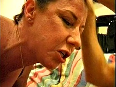 Enthousiasteling, Anaal, Grote lul, Dubbele penetratie, Duits, Moeder die ik wil neuken, Trio, Oud