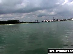 Bikini, Mamada, Sexo duro, Hd, Orgasmo, Al aire libre, Público, Tetas