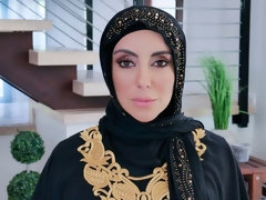 Arabe, Gros cul, Gros seins, Sucer une bite, Branlette thaïlandaise, Léchez, Mère que j'aimerais baiser, Rasée