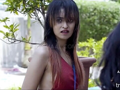 18 ans, Gros cul, Sucer une bite, Plantureuse, Fétiche, Branlette thaïlandaise, Hard, Seins naturels