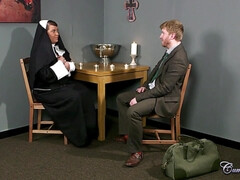 Cul, Gros cul, Sucer une bite, Rondelette, Tir de sperme, Faciale, Nonne, Chatte