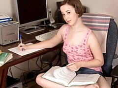 Любители, Большая жопа, Пальцем, Мастурбация, Бритые, Короткая стрижка, Соло, Стриптизерша