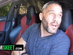 Éjaculer dans la bouche, Queue, Face assise, Faciale, Lingerie, Piercing, Fessée, Suçant