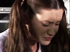 18 años, Anal, Culo grande, Verga grande, Mamada, Autobús, Flaco, Adolescente