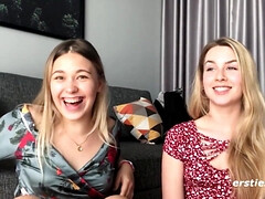 Blond, Vriendin, Huisgemaakt, Lesbisch, Likken, Natuurlijke tieten, Geschoren, Slet