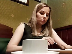 Leie, Schwarz, Blondine, Zierlich, Öffentlich, Russisch, Jungendliche (18+), Vibrator