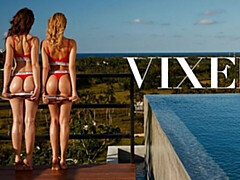 18 años, Culo grande, Verga grande, Estilo perrito, Ffm, Tetas naturales, Adolescente, Tetas