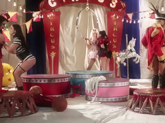 Анальный секс, Язык в попке, Большие сиськи, Фетиш, Пальцем, Лесбиянка, Киски, Игрушки