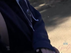 Amateur, Culo, Pies, Masturbacion con pies, Aceite, Orgasmo, Afeitado, Tatuaje
