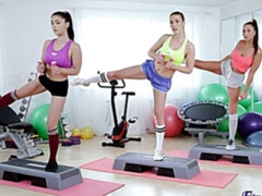 指いじり, キス, レズビアン, オージー, オマンコ, スポーツ, ストリッピング, オッパイの