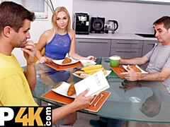 18 jahre, Blondine, Geschnappt, Betrug, Tschechisch, Zierlich, Rasiert, Dusche