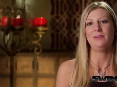 Hot swingers love to fuck themselves