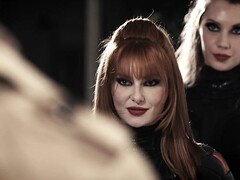 デカパイ, フェラチオ, 茶髪の, ぽちゃ, イく瞬間, イマラチオ, プール, 赤毛