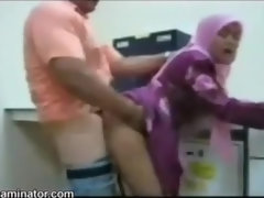 Unexperienced Arab Duo Fuckin'