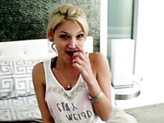 Любители, Большой член, Минет, Натуральные сиськи, Крошечные, Бритые, Короткая стрижка, Сиськи