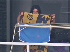 В офисе, Подглядывание