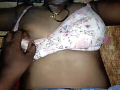 18 jahre, Tante, Handjob, Hd, Selbstgemacht, Indisch, Natürlichen titten, Nippel