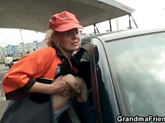 18 летние, Бабушки, Зрелые, Реалити, Втроем