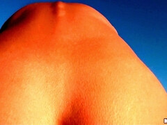 Arsch, Strand, Blasen, Braunhaarige, Schwanz, Hardcore, Pov, Muschi