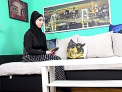 Amateur, Grosse bite, Gros seins, Sucer une bite, En levrette, Seins naturels, Maigrichonne, Adolescente