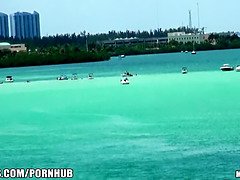 Bikini, Hard, Hd, Fille latino, Piercing, Pov, Rasée, Adolescente