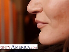 Braunhaarige, Hundestellung, Frau, Hardcore, Hd, Milf, Mann mann frau, Flotter dreier