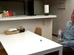 Asiatisch, Schönheit, Blasen, Vollbusig, Klassisch, Kehlenfick, Japanische massage, Natürlich