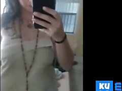 Hot white chick show her body on Periscope