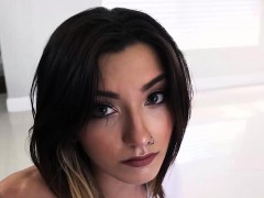 Sucer une bite, Brunette brune, Hd, Pov, Jarretelles, Nénés