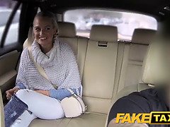 Married lady sucks and fucks driver